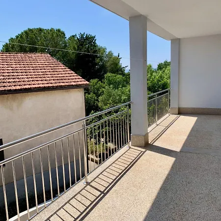 公寓 Janko Pakoštane