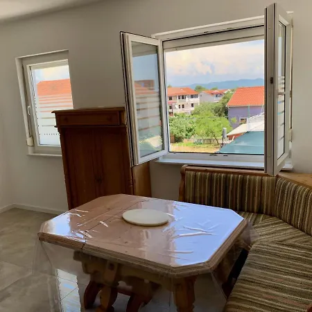 Janko Apartment Pakostane