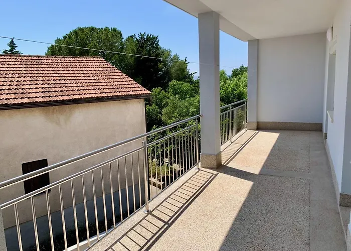 アパート Janko Pakoštane